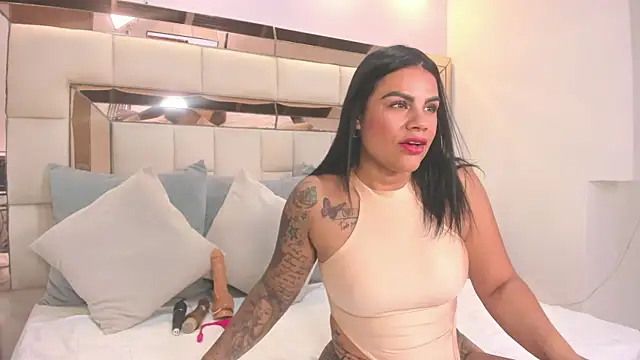 renatacox online show from July 18, 7:11 pm