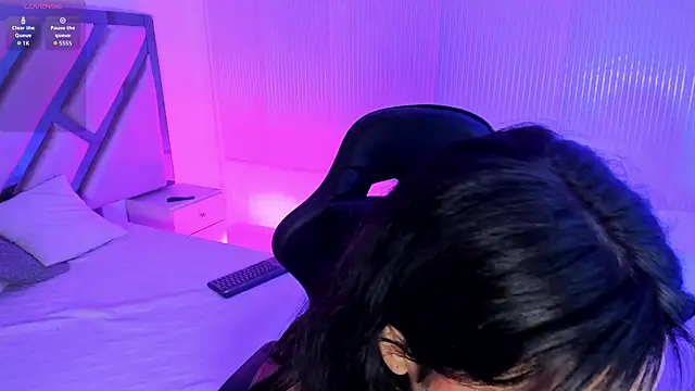 Snapshot of Elena_Tylor chatting on July 11, 8:53 pm Elena Tylor online show from July 11, 8:53 pm
