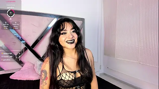 Snapshot of Elena_Tylor chatting on June 21, 11:32 pm Elena Tylor online show from June 21, 11:32 pm