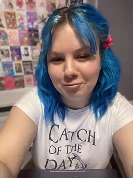 Snapshot of Stefani_Art chatting on June 13, 3:21 pm Stefani Art online show from June 13, 3:21 pm