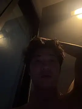 Snapshot of YourBadboy718 chatting on June 20, 5:29 pm YourBadboy718 online show from June 20, 5:29 pm