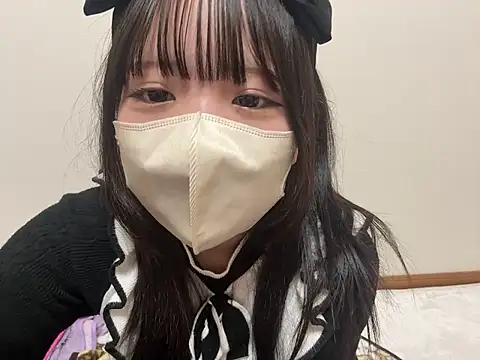 Snapshot of Hirekatsu_18 chatting on May 29, 4:57 pm Hirekatsu 18 online show from May 29, 4:57 pm