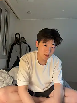 Snapshot of k-kinky chatting on June 4, 4:55 pm k-kinky online show from June 4, 4:55 pm