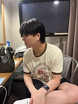 Snapshot of k-kinky chatting on July 6, 12:23 pm k-kinky online show from July 6, 12:23 pm