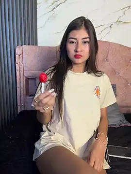 Snapshot of Aylin-fire chatting on May 25, 6:50 pm Aylin-fire online show from May 25, 6:50 pm