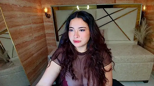 Kiara Moon r online show from July 15, 3:24 am
