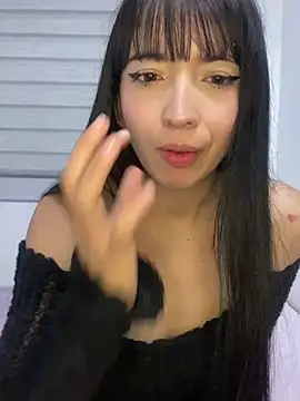 JeyLuxx online show from June 1, 5:40 am