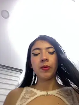 JeyLuxx online show from June 21, 8:31 am