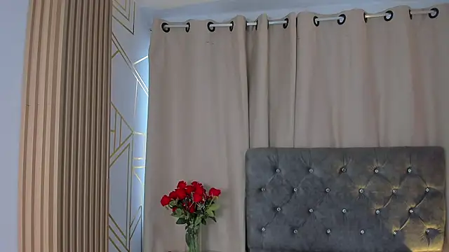 Snapshot of AbbyCollins__ chatting on June 3, 7:29 pm AbbyCollins online show from June 3, 7:29 pm