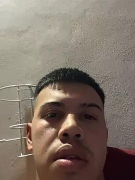 dariorivero10 online show from May 26, 1:04 am