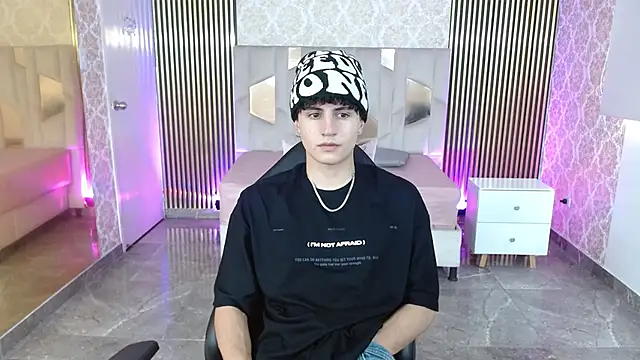 Kyler tay online show from June 22, 12:02 pm