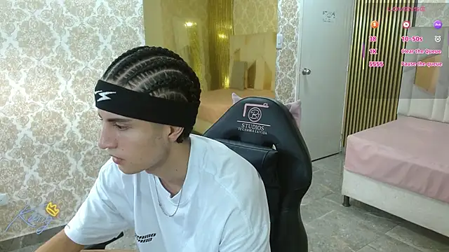 Kyler tay online show from May 23, 11:53 am