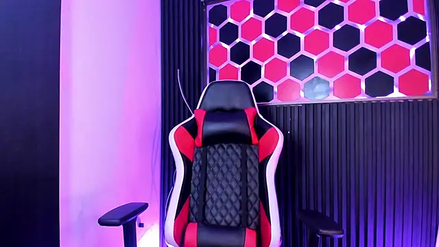 SantyFoxxs online show from June 15, 3:51 am
