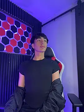 SantyFoxxs online show from June 4, 3:55 am