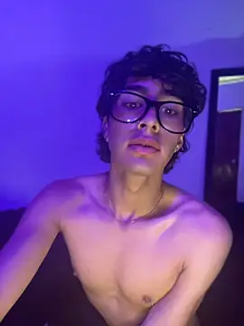 SantyFoxxs online show from July 10, 3:28 am