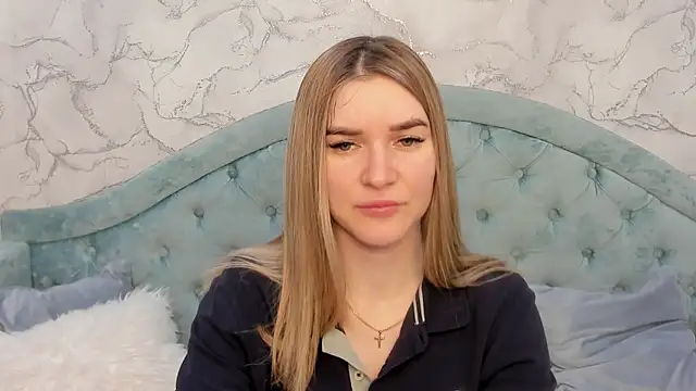 RoxyReignn online show from May 26, 11:36 pm