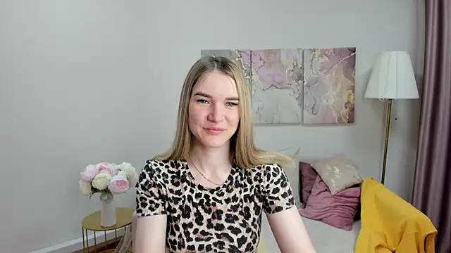 RoxyReignn online show from May 30, 10:15 pm