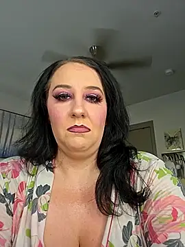 CreamVixen online show from May 25, 3:00 pm