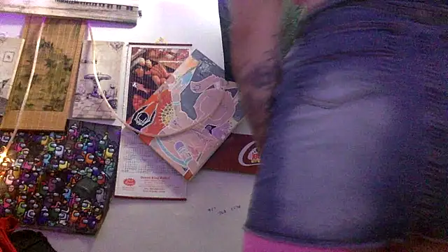 Snapshot of VanillaSnowcones chatting on June 1, 9:58 pm VanillaSnowcones online show from June 1, 9:58 pm