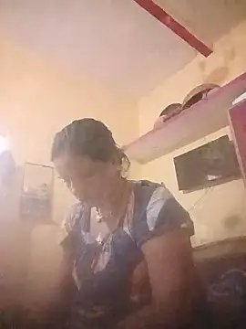Hot sune online show from June 18, 9:36 am