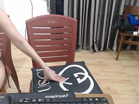 Maia 9999 online show from July 5, 1:54 am