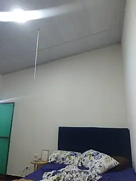 Young-Soo online show from June 14, 8:21 pm