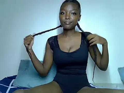 Tasha Arianah online show from June 12, 12:03 pm