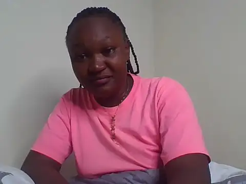Snapshot of caddy008 chatting on July 4, 3:13 am caddy008 online show from July 4, 3:13 am
