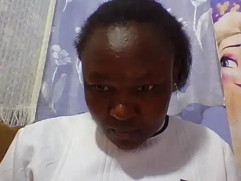 Snapshot of caddy008 chatting on May 26, 8:18 pm caddy008 online show from May 26, 8:18 pm