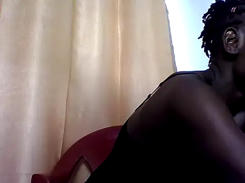 Snapshot of sexypie254 chatting on June 12, 10:24 am sexypie254 online show from June 12, 10:24 am