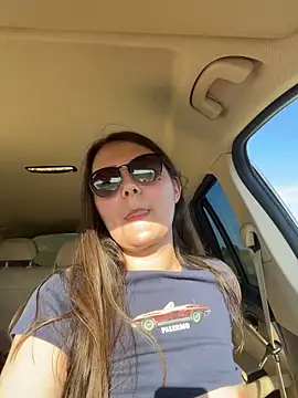 BrunetteNymph online show from May 24, 3:56 pm