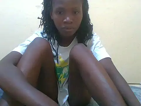 Snapshot of Ebonymickey chatting on May 28, 4:24 pm Ebonymickey online show from May 28, 4:24 pm