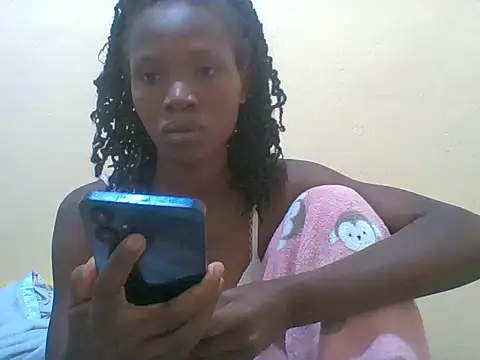 Snapshot of Ebonymickey chatting on June 4, 8:02 pm Ebonymickey online show from June 4, 8:02 pm