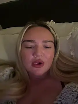 Annaox online show from June 1, 8:52 pm