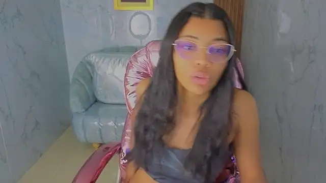 Snapshot of valentina_gomez_s chatting on June 17, 12:48 pm valentina gomez s online show from June 17, 12:48 pm