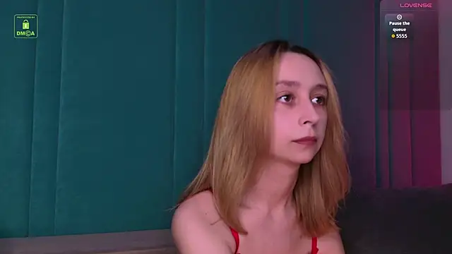 Snapshot of RachelVacsler chatting on June 4, 8:46 pm RachelVacsler online show from June 4, 8:46 pm