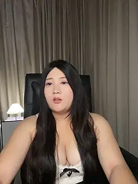 Luckysisi-s online show from May 30, 1:28 pm
