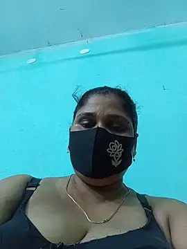 Snapshot of Adhora-54 chatting on June 20, 9:31 pm Adhora-54 online show from June 20, 9:31 pm
