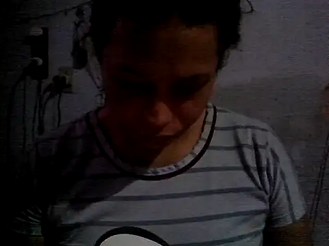 Snapshot of kikitavc chatting on June 14, 6:53 pm kikitavc online show from June 14, 6:53 pm