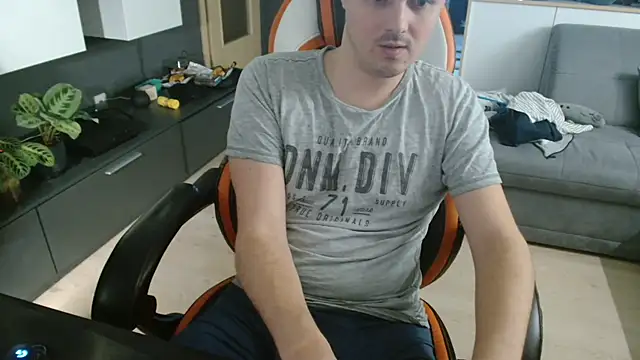 Pat CumShow4Dad online show from July 26, 6:15 pm