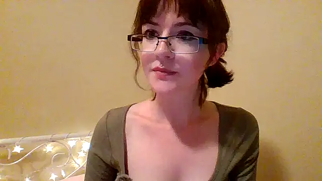 Snapshot of vierarune chatting on May 24, 4:34 am vierarune online show from May 24, 4:34 am