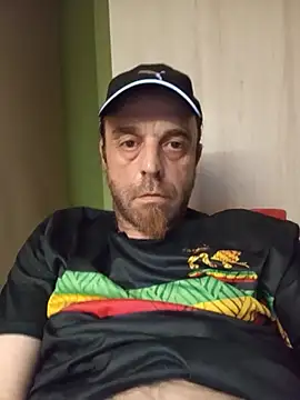 Toni13 1983 online show from May 31, 2:06 am