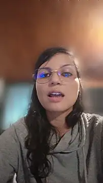 Snapshot of Marcella_single chatting on May 30, 6:20 am Marcella single online show from May 30, 6:20 am