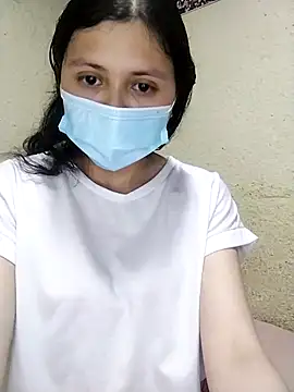 Snapshot of Tyara_Girl chatting on July 29, 9:14 pm Tyara Girl online show from July 29, 9:14 pm