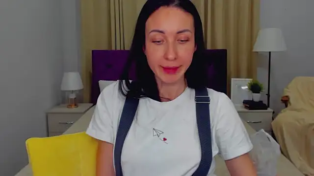 Snapshot of BouncySweety chatting on February 11, 5:07 pm BouncySweety online show from February 11, 5:07 pm