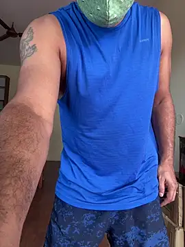 Snapshot of syntaxbear chatting on July 18, 8:01 am syntaxbear online show from July 18, 8:01 am