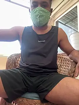 Snapshot of syntaxbear chatting on July 9, 1:39 am syntaxbear online show from July 9, 1:39 am