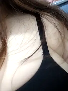 YoenLyy online show from June 1, 2:28 pm