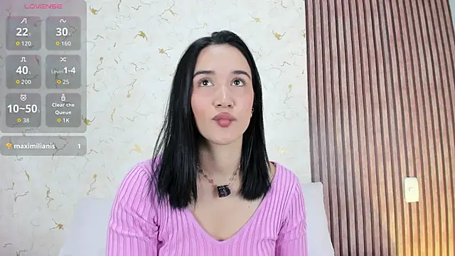DaniRivers  online show from July 10, 7:47 pm