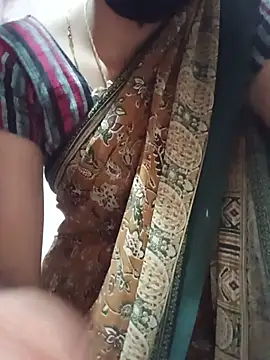 Snapshot of ShilpaSharma chatting on July 5, 12:59 am ShilpaSharma online show from July 5, 12:59 am